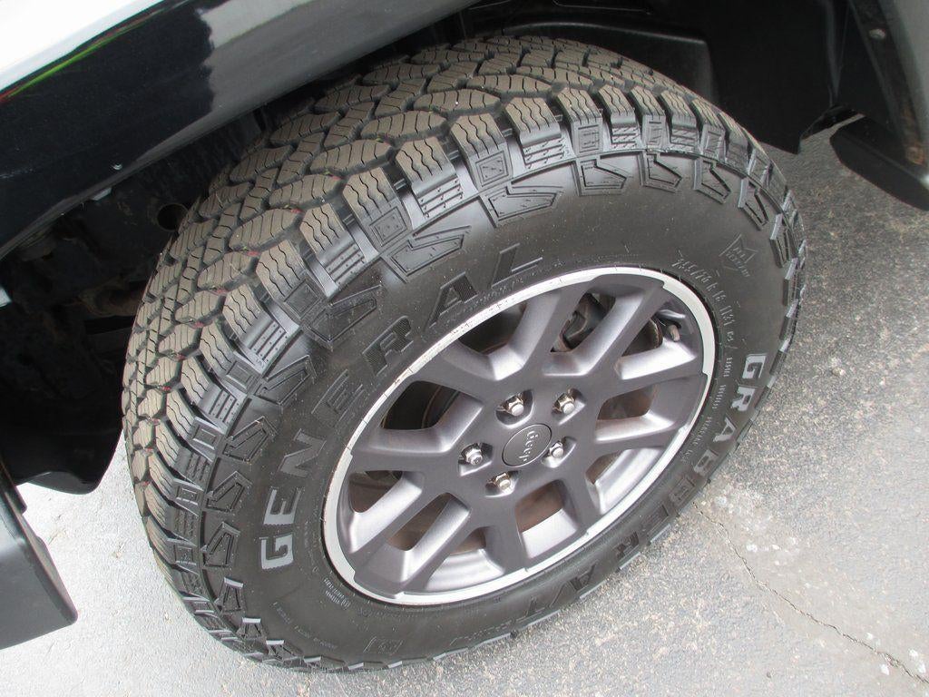 2017 Jeep Wrangler Unlimited Sahara 4x4