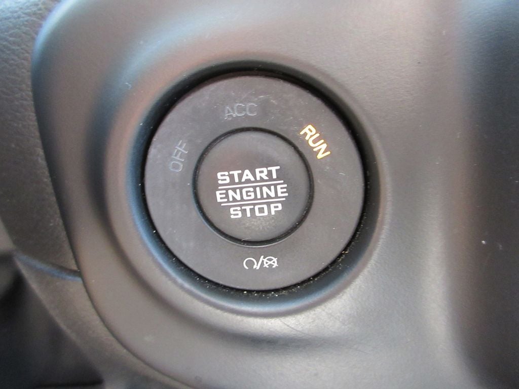 2023 Jeep Wrangler 4-Door Sahara 4x4