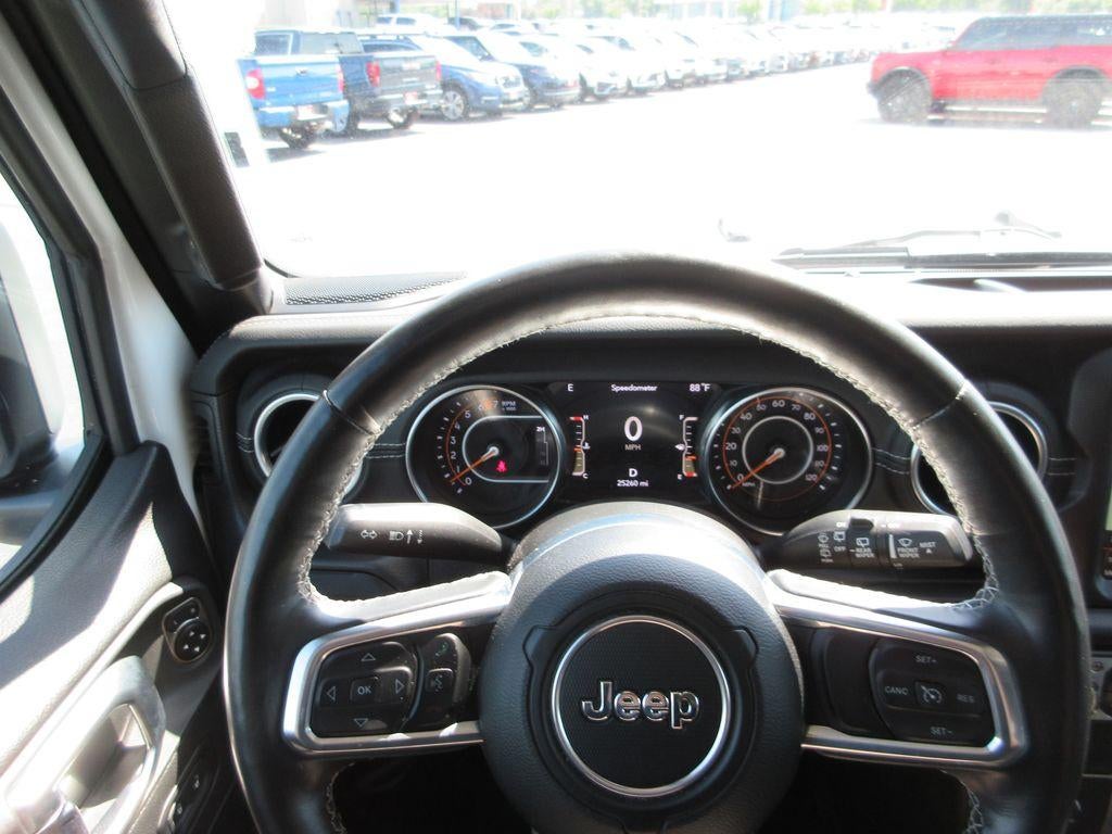 2023 Jeep Wrangler 4-Door Sahara 4x4
