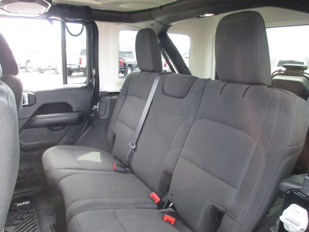 2018 Jeep Wrangler Unlimited Sahara 4x4