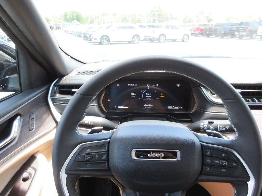 2025 Jeep Grand Cherokee Limited 4x4