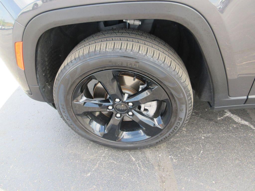 2025 Jeep Grand Cherokee L Limited 4x4