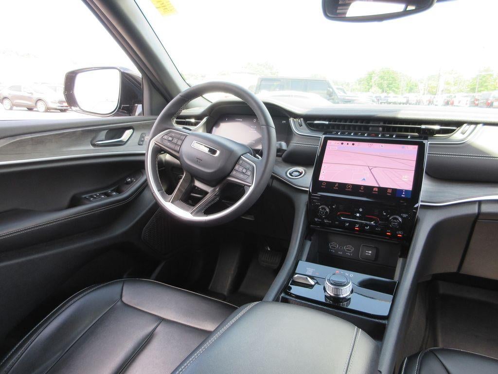 2025 Jeep Grand Cherokee L Limited 4x4