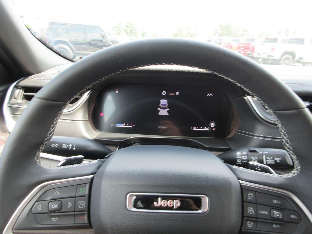 2025 Jeep Grand Cherokee L Limited 4x4