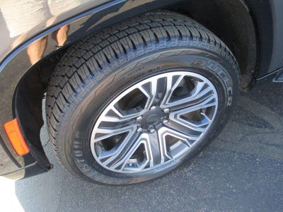 2023 Jeep Wagoneer L Base