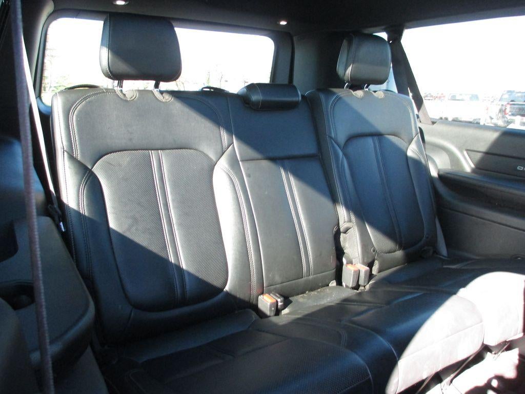 2023 Jeep Wagoneer L Base