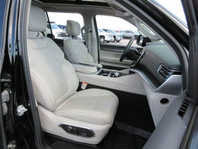 2023 Jeep Wagoneer Series II