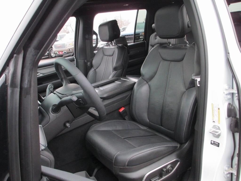 2024 Jeep Wagoneer Series II Carbide