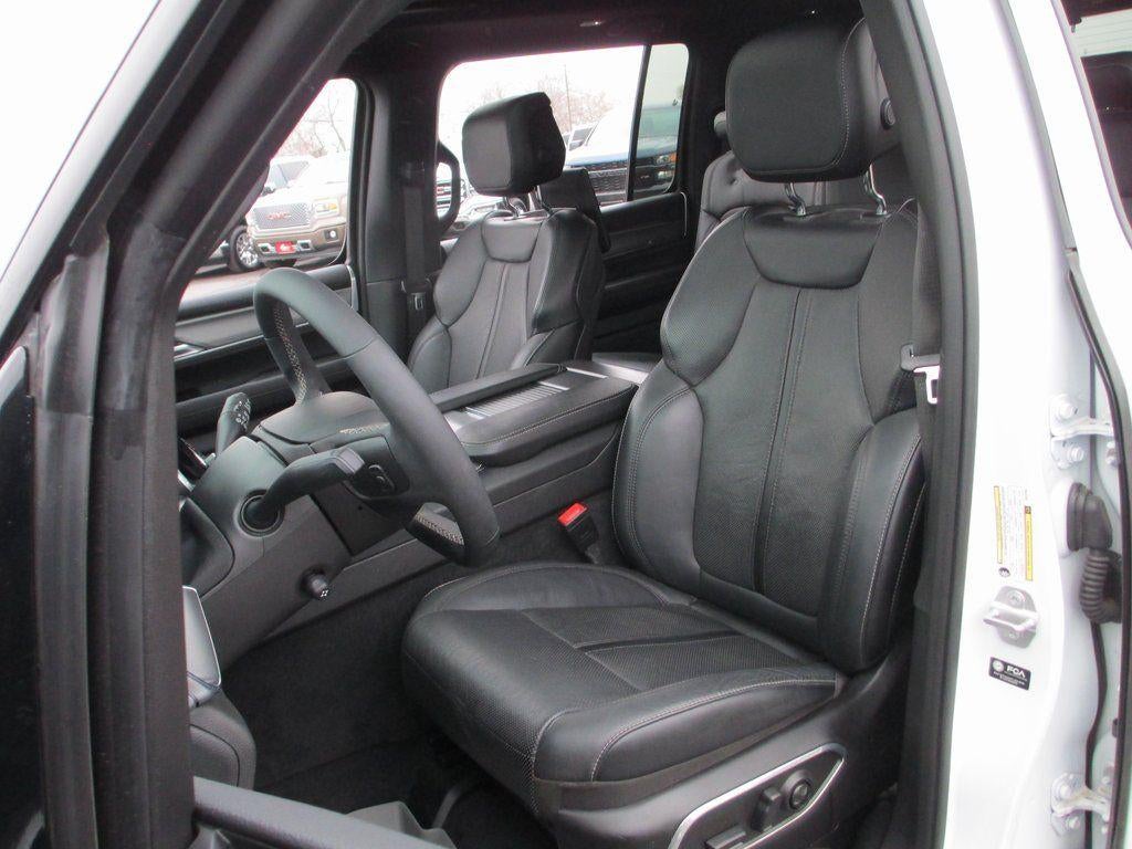 2024 Jeep Wagoneer Series II Carbide