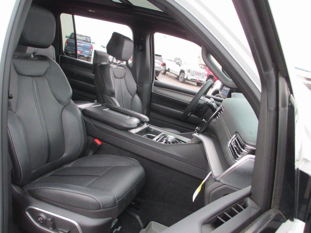 2024 Jeep Wagoneer Series II Carbide