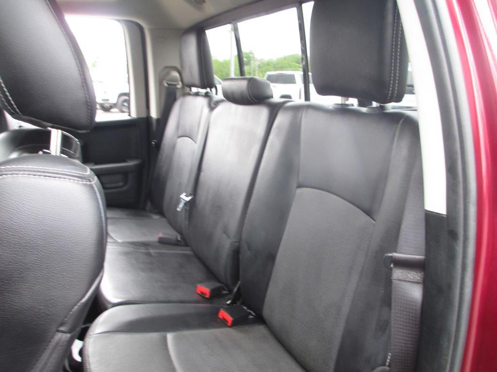 2017 RAM 1500 Laramie Quad Cab 4x4 6'4" Box