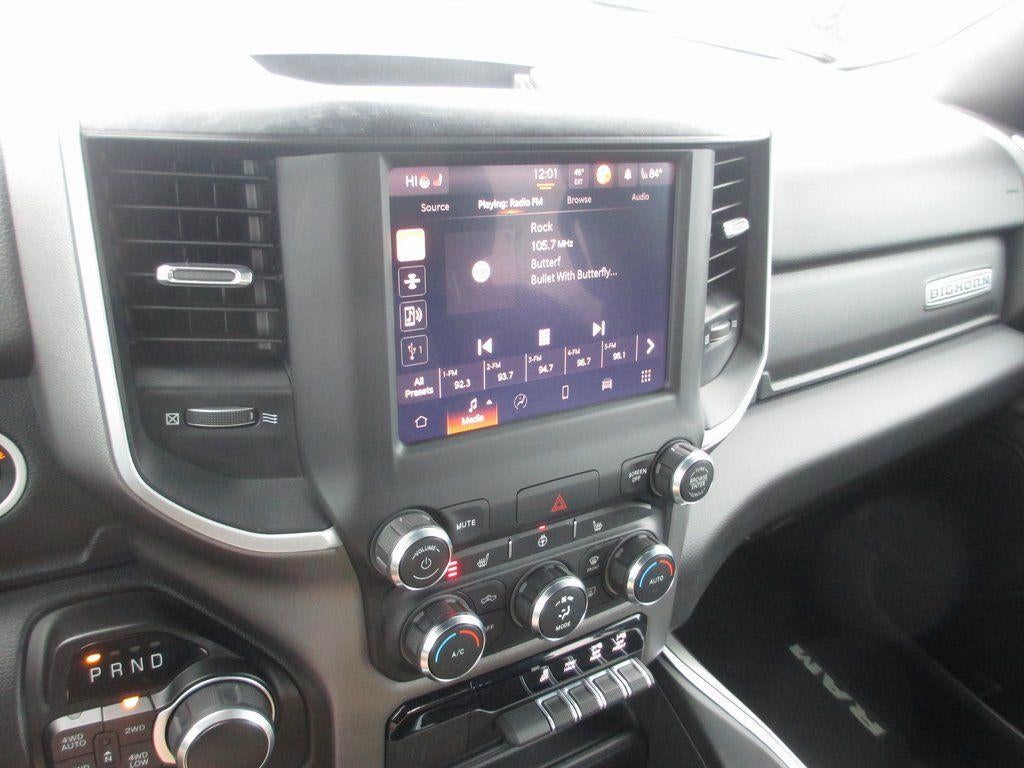 2022 RAM 1500 Big Horn Quad Cab 4x4 6'4" Box