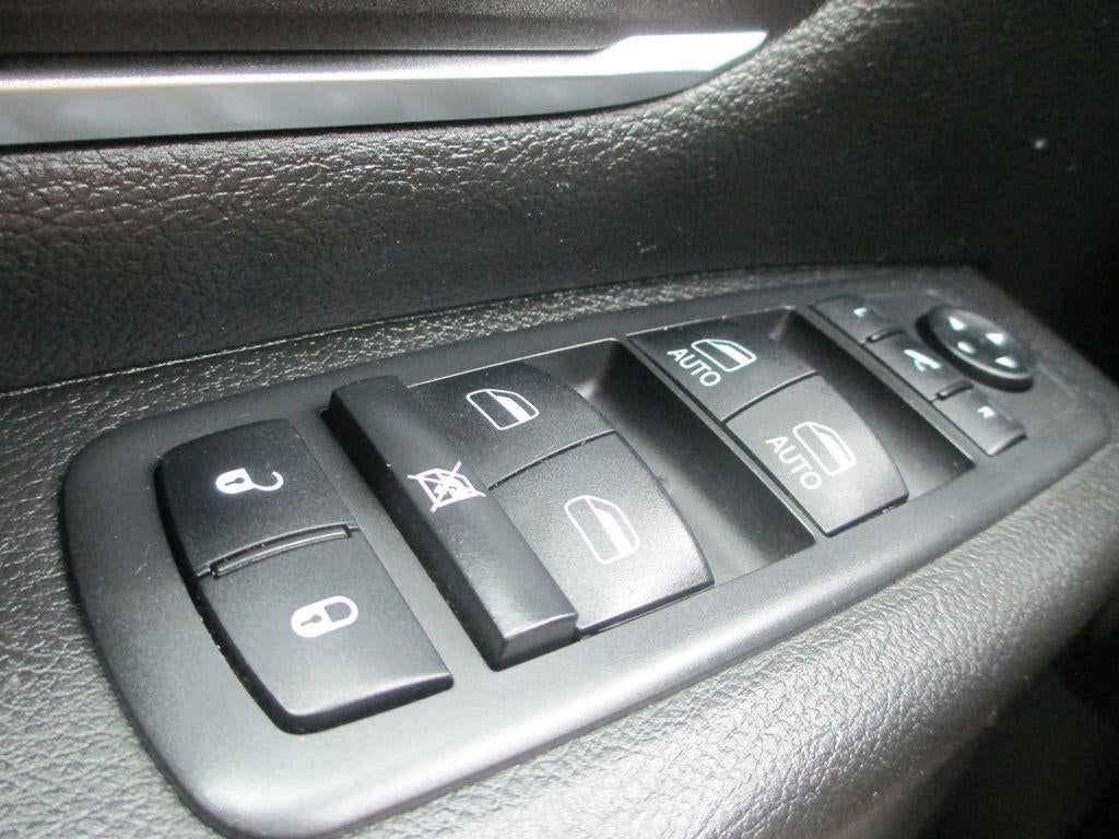 2019 RAM 1500 Big Horn/Lone Star Crew Cab 4x4 5'7" Box