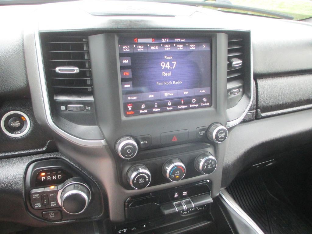 2019 RAM 1500 Big Horn/Lone Star Crew Cab 4x4 5'7" Box