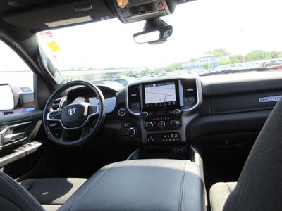 2022 RAM 1500 Big Horn Crew Cab 4x4 5'7" Box