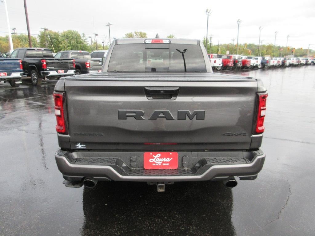 2025 RAM 1500 Big Horn Crew Cab 4x4 5'7" Box