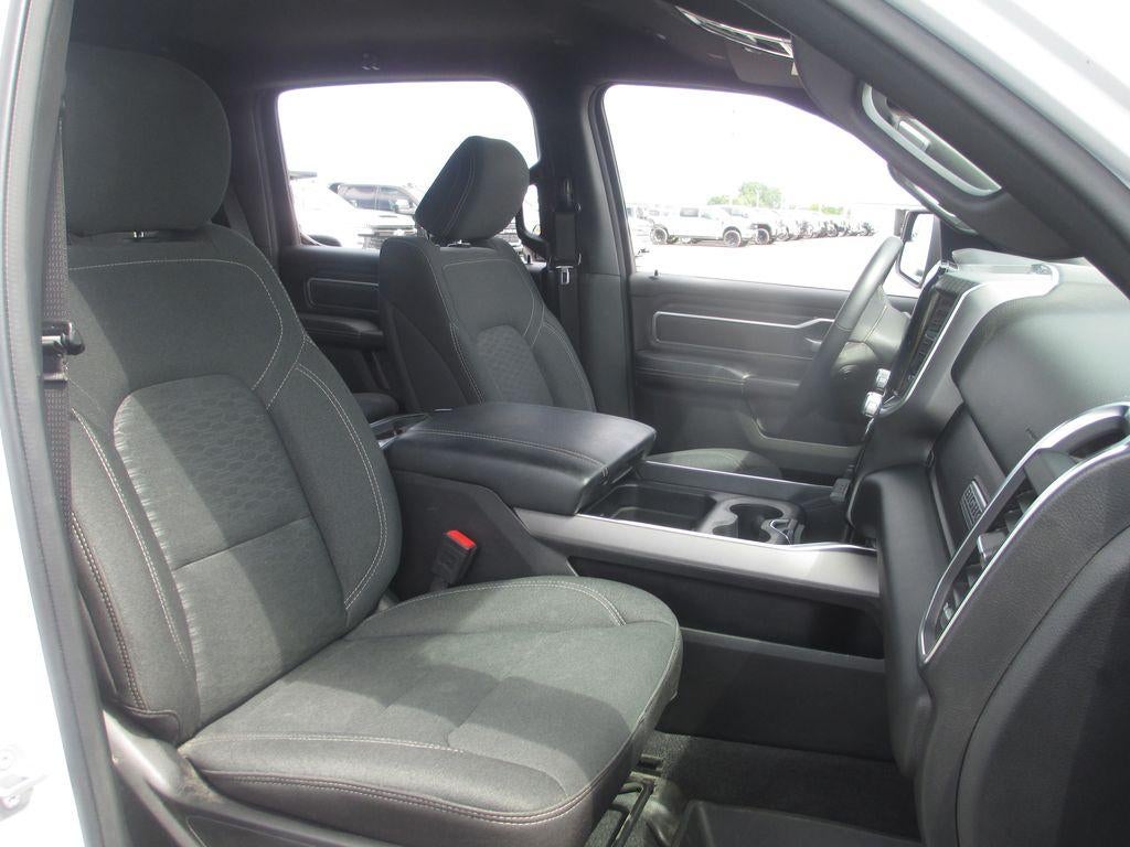 2025 RAM 1500 Big Horn Crew Cab 4x4 5'7" Box