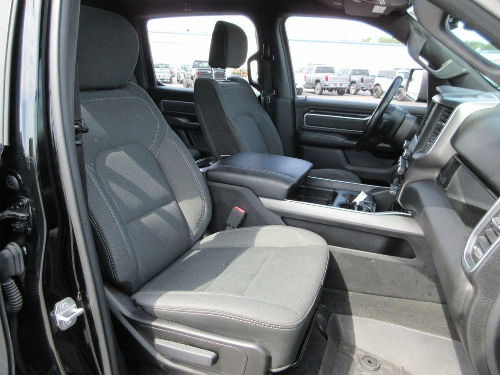 2021 RAM 1500 Big Horn Crew Cab 4x4 5'7" Box