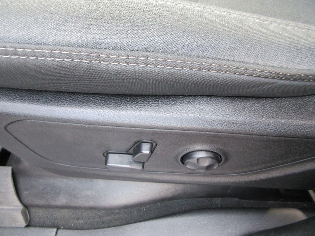 2021 RAM 1500 Big Horn Crew Cab 4x4 5'7" Box