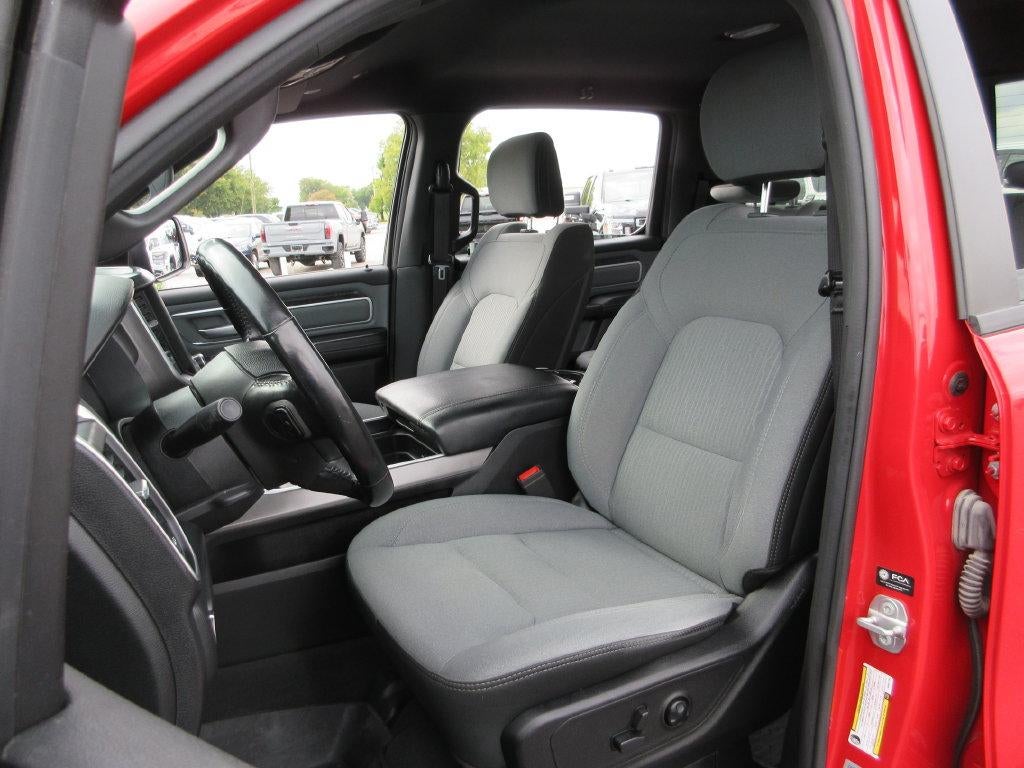 2021 RAM 1500 Big Horn Crew Cab 4x4 5'7" Box