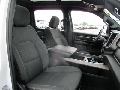2020 RAM 1500 Big Horn Crew Cab 4x4 5'7" Box
