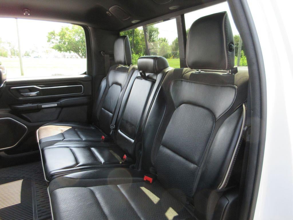 2022 RAM 1500 Laramie Crew Cab 4x4 5'7" Box
