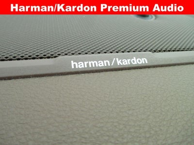 2021 RAM 1500 Laramie Crew Cab 4x4 5'7" Box