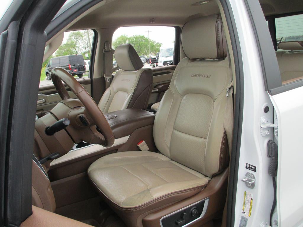 2021 RAM 1500 Laramie Crew Cab 4x4 5'7" Box