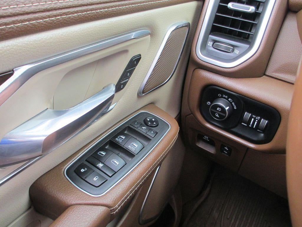 2021 RAM 1500 Laramie Crew Cab 4x4 5'7" Box