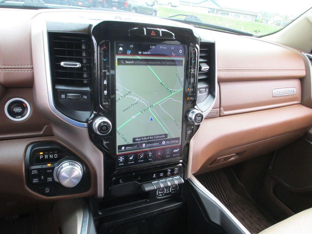 2021 RAM 1500 Laramie Crew Cab 4x4 5'7" Box