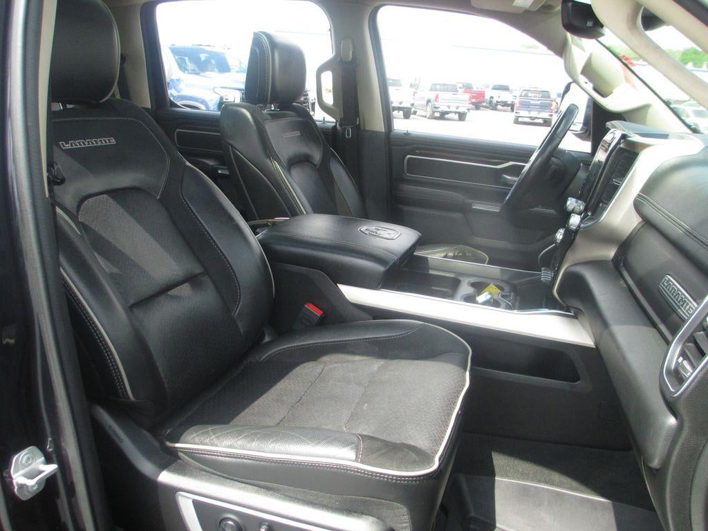 2021 RAM 1500 Laramie Crew Cab 4x4 5'7" Box