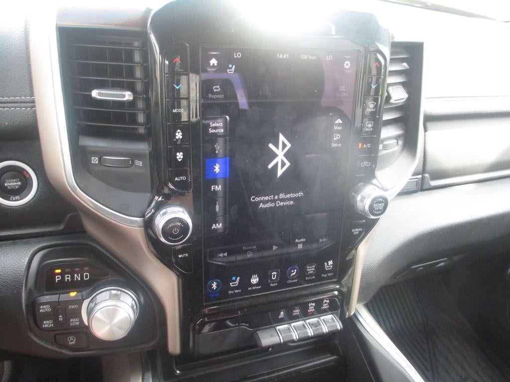 2021 RAM 1500 Laramie Crew Cab 4x4 5'7" Box