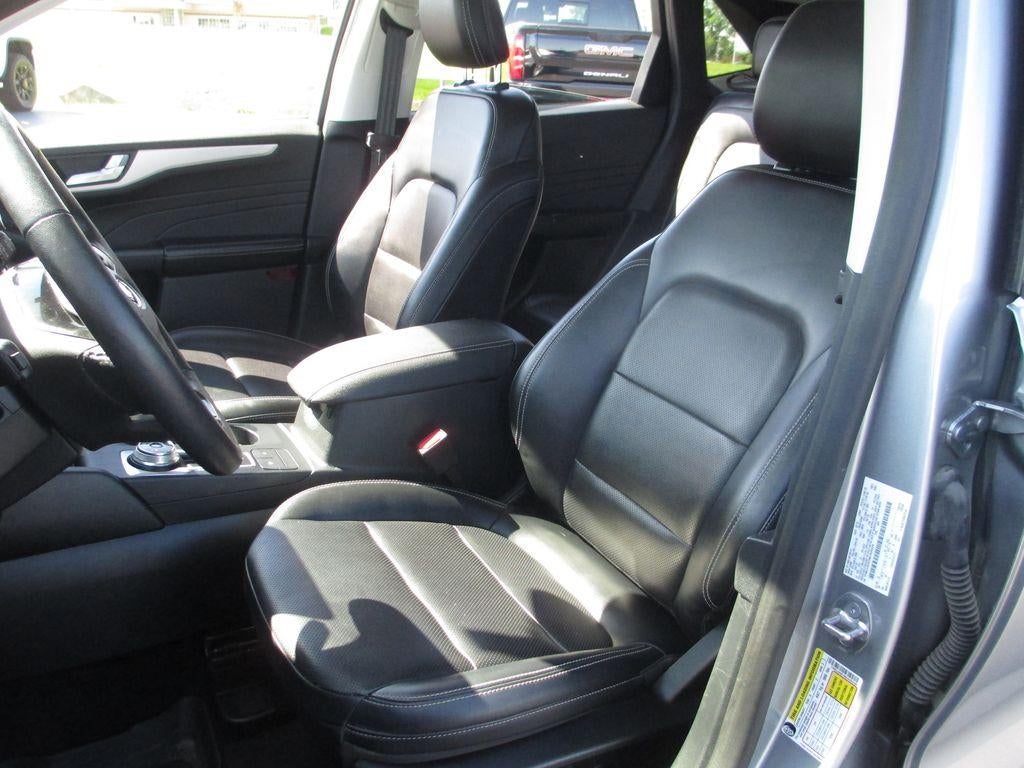 2021 Ford Escape SEL