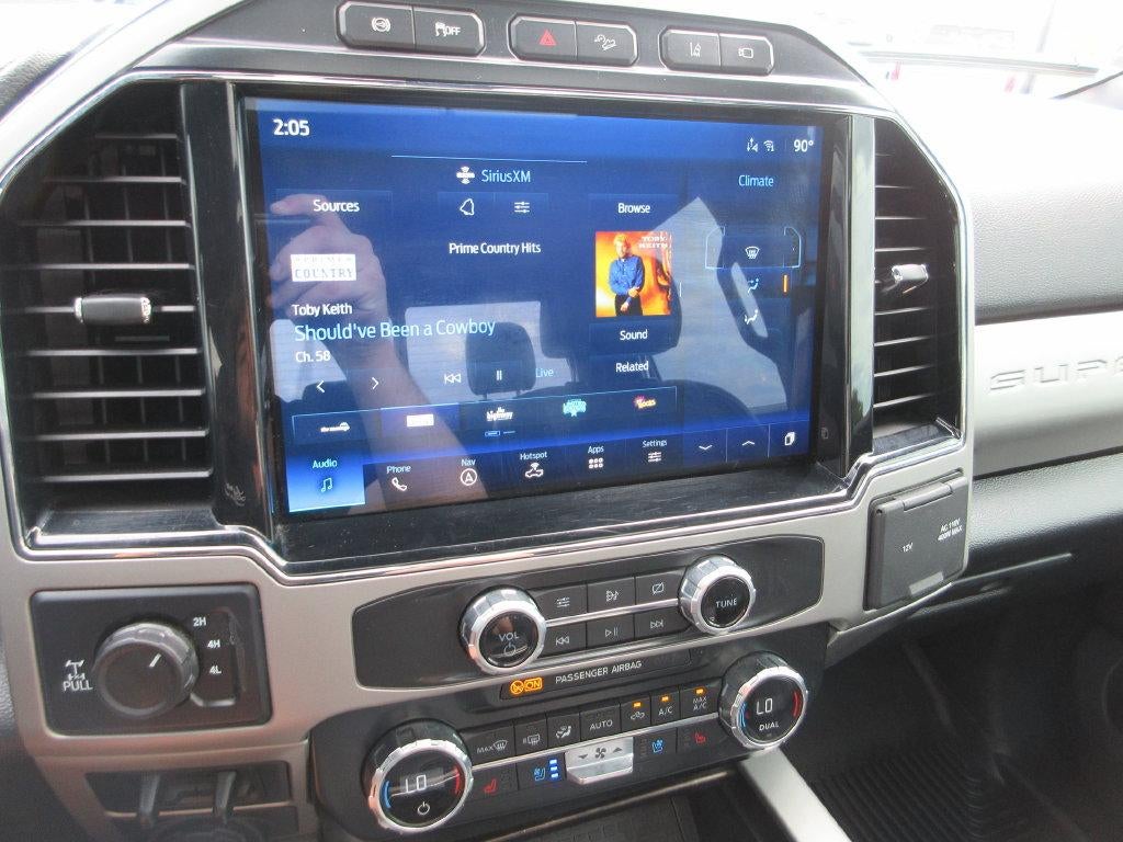 2022 Ford F-350 LARIAT