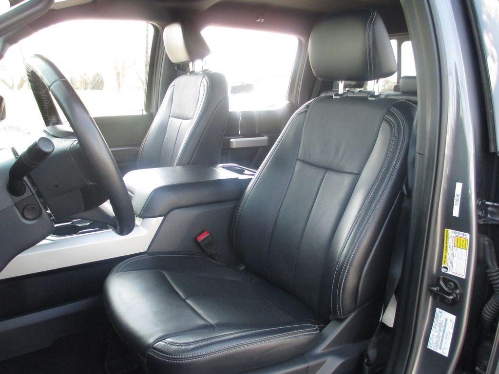 2022 Ford F-350 LARIAT