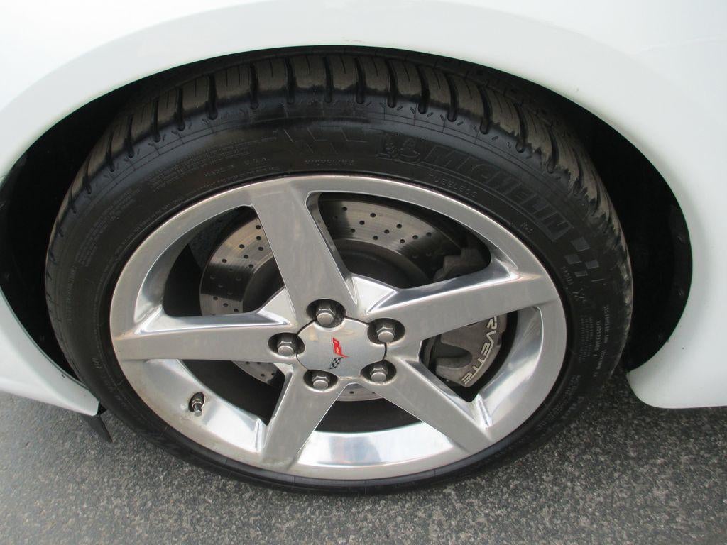 2005 Chevrolet Corvette Base