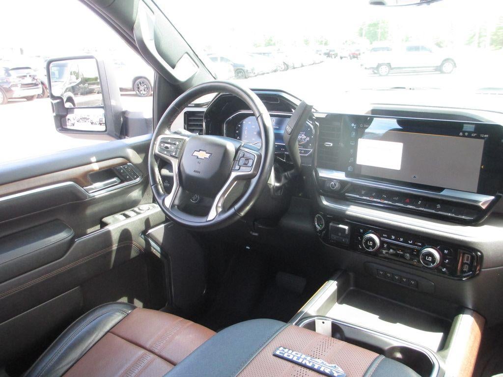 2024 Chevrolet Silverado 3500 HD High Country
