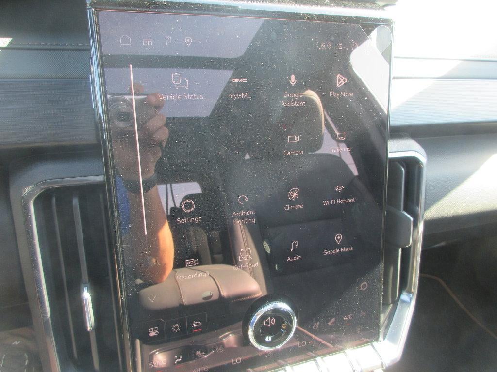 2027 GMC Acadia AT4