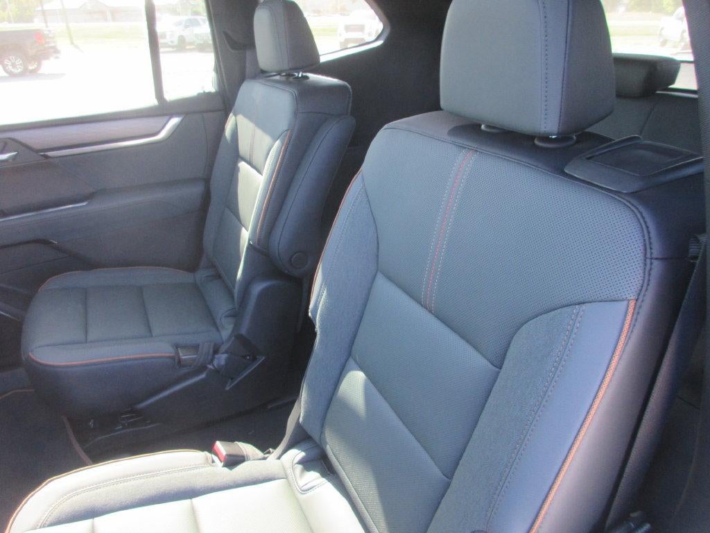 2027 GMC Acadia AT4