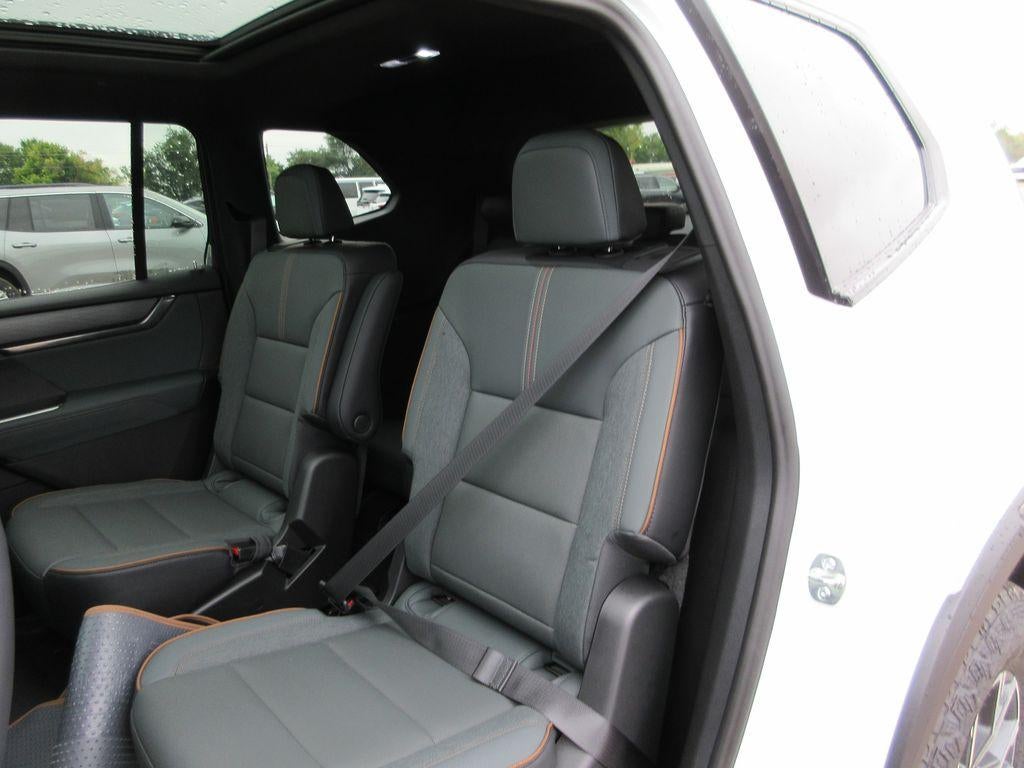 2027 GMC Acadia AT4