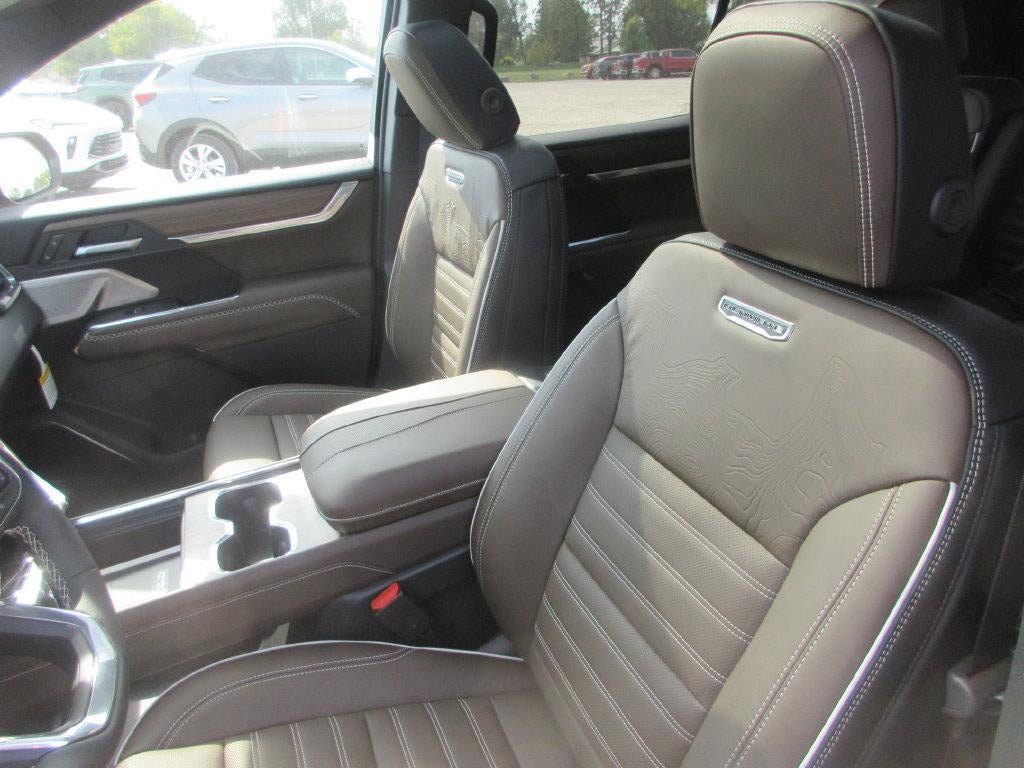 2027 GMC Acadia Denali Ultimate