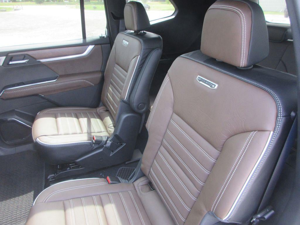 2027 GMC Acadia Denali Ultimate