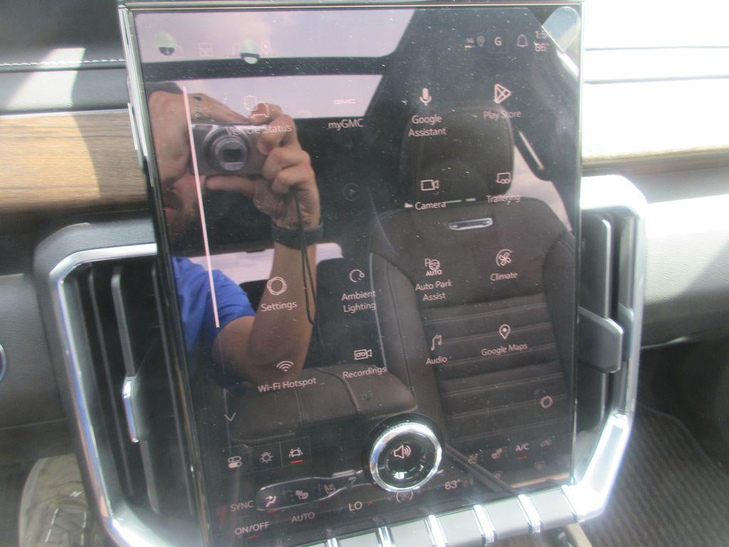 2027 GMC Acadia Denali Ultimate