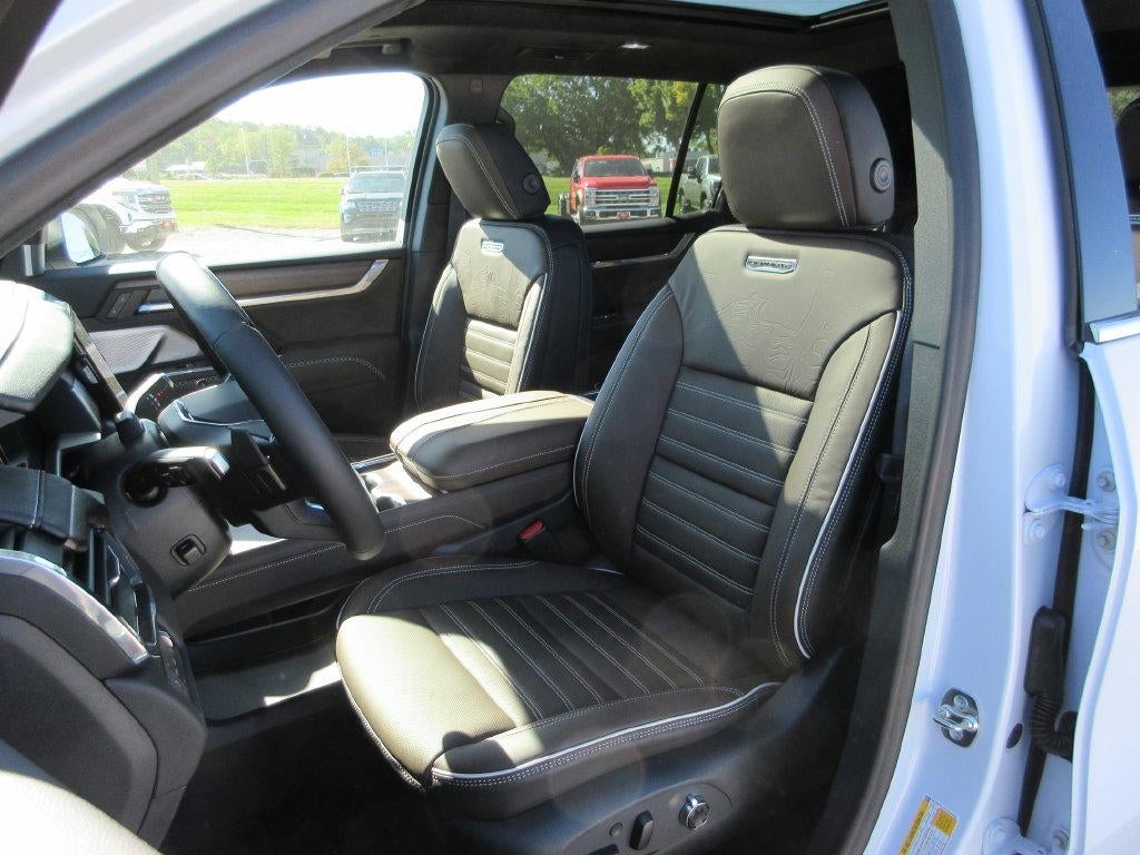 2027 GMC Acadia Denali Ultimate