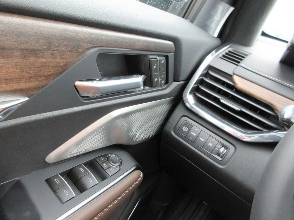 2027 GMC Acadia Denali Ultimate