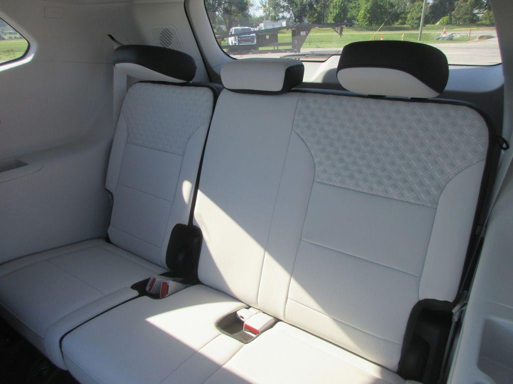 2027 GMC Acadia Denali