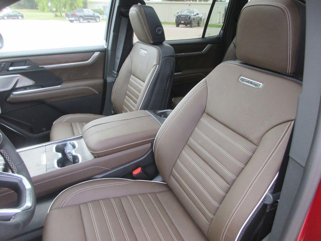 2027 GMC Acadia Denali Ultimate