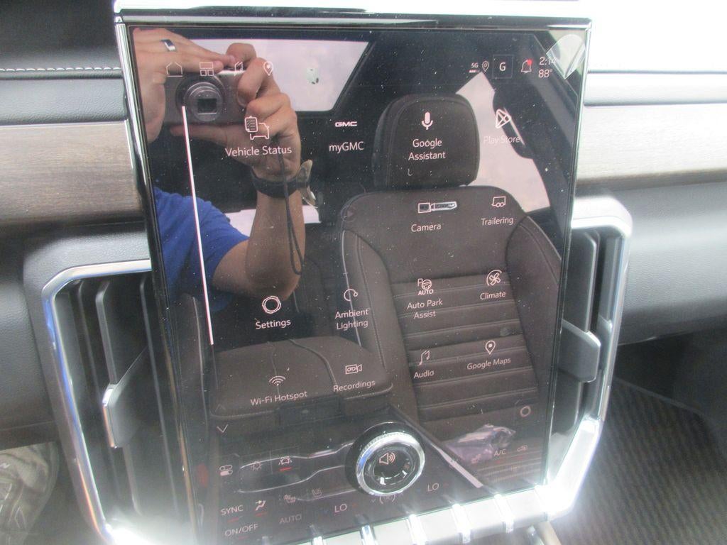 2027 GMC Acadia Denali Ultimate