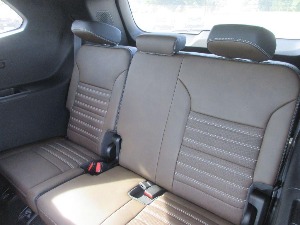 2027 GMC Acadia Denali Ultimate