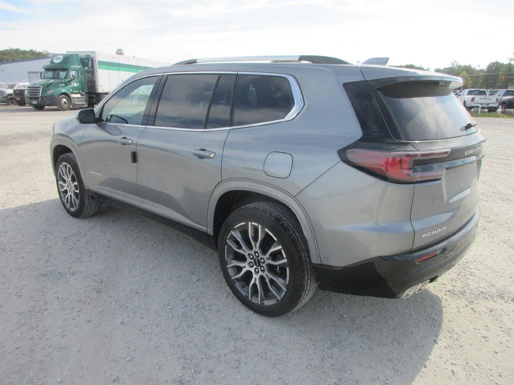 2027 GMC Acadia Denali Ultimate